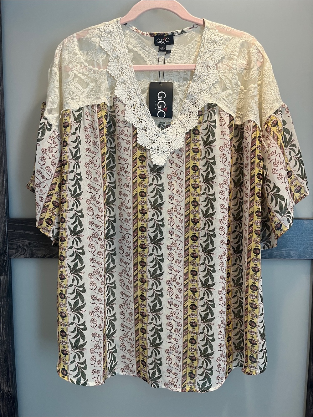 Gigio Crochet-Yoke Floral Stripe Blouse in Cream and Green